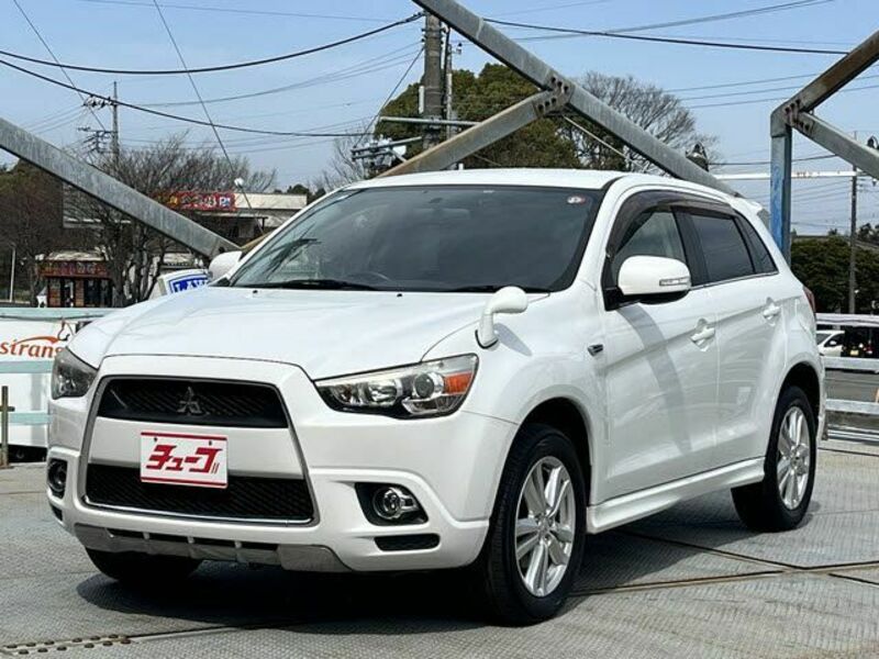 MITSUBISHI RVR