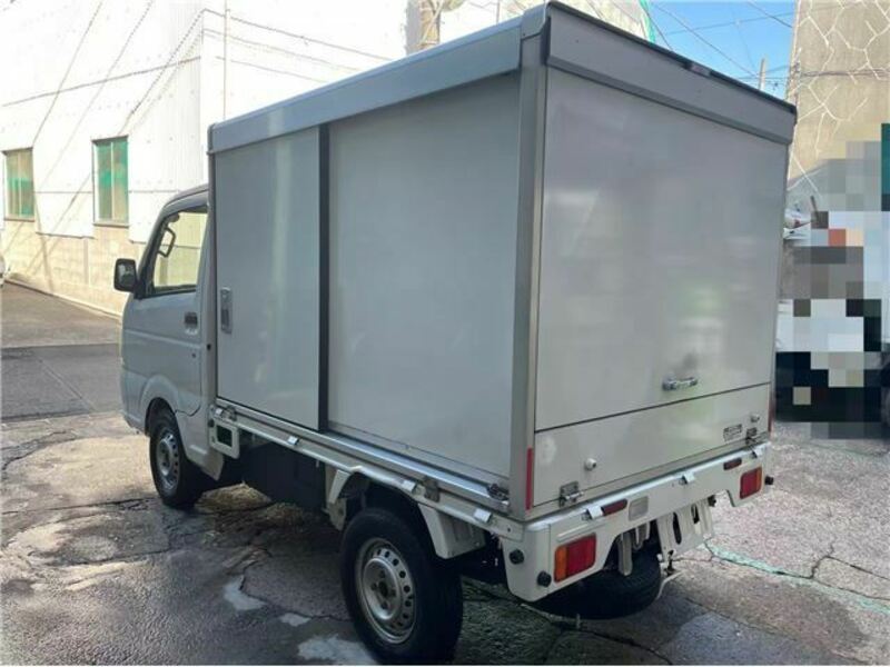 CARRY TRUCK