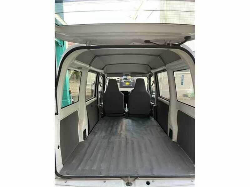 MINICAB VAN