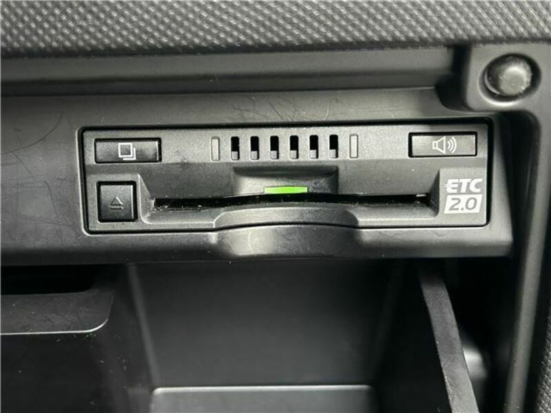 ESTIMA HYBRID-11
