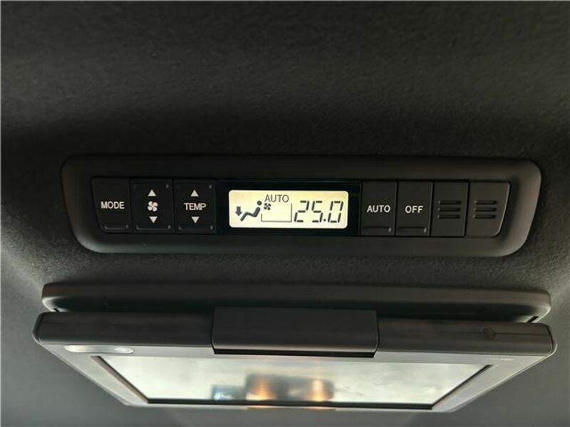 ESTIMA HYBRID-31