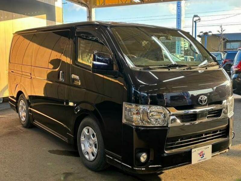 HIACE VAN