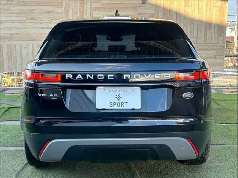 RANGE ROVER VELAR