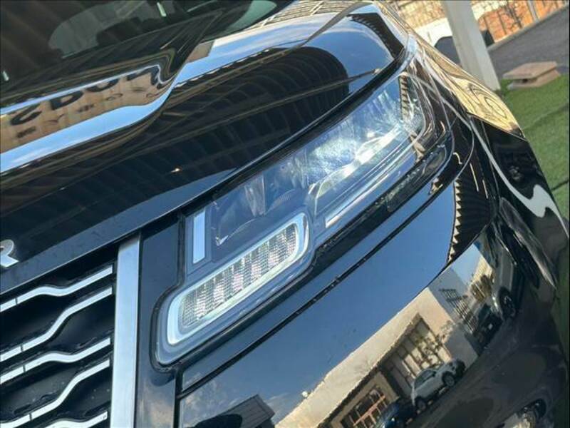 RANGE ROVER VELAR