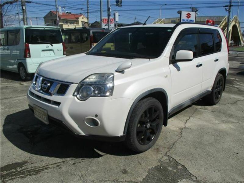 X-TRAIL