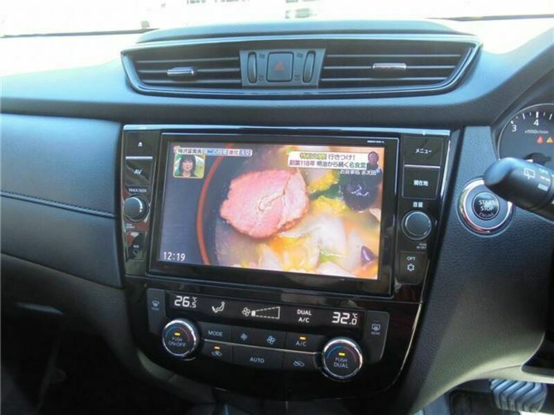 X-TRAIL-30