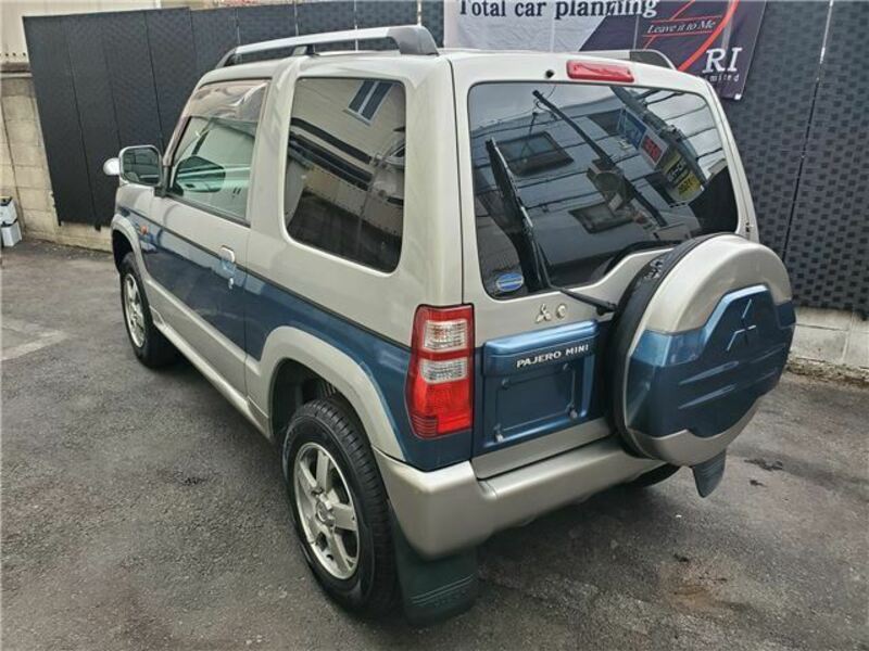 PAJERO MINI