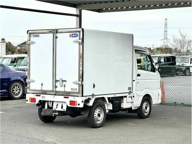 CARRY TRUCK