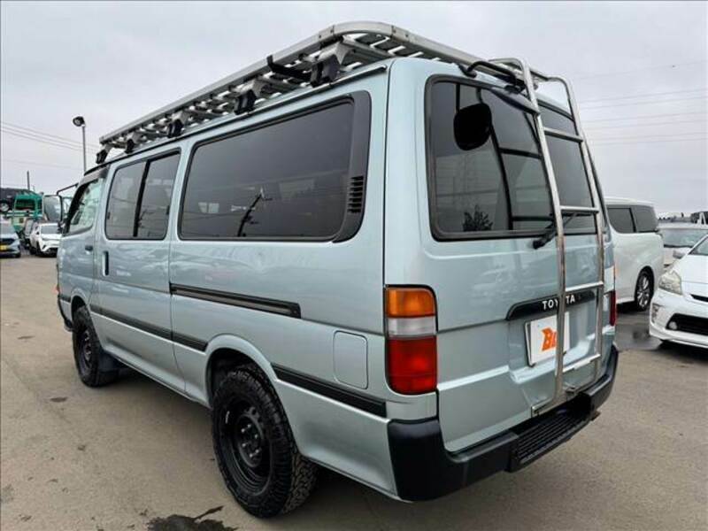 HIACE VAN