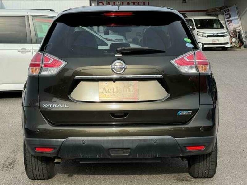 X-TRAIL