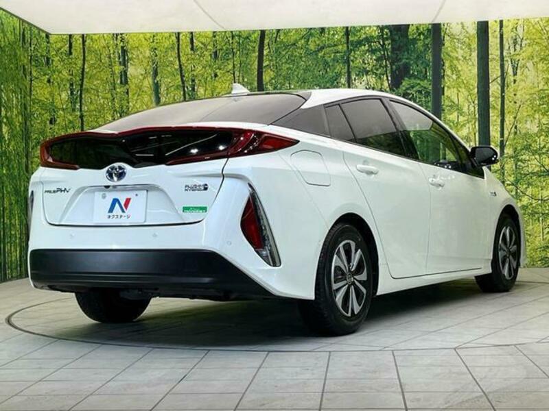 PRIUS PHV