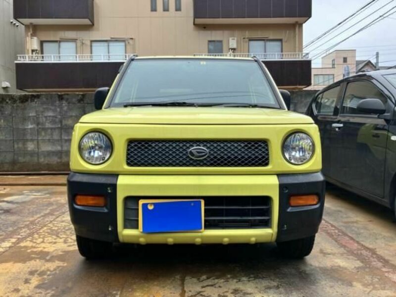 DAIHATSU NAKED