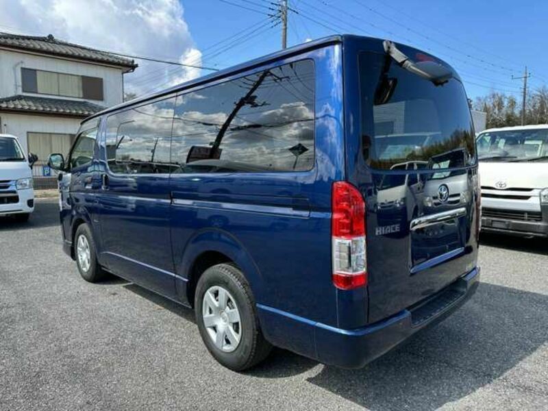 HIACE VAN