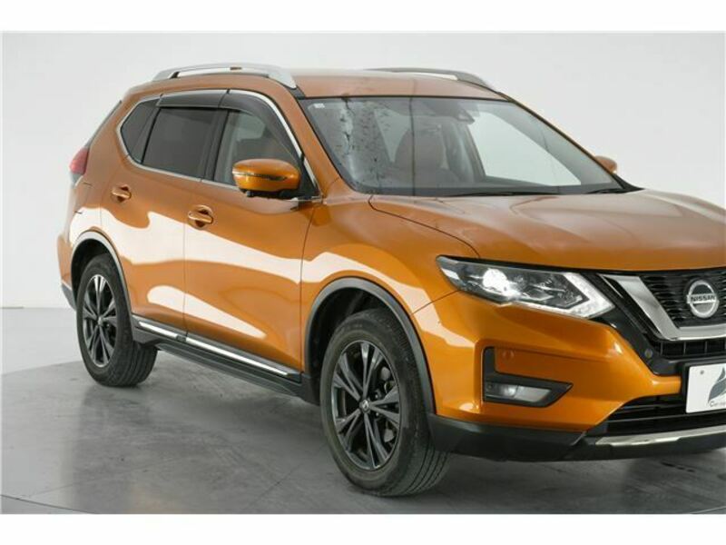 X-TRAIL