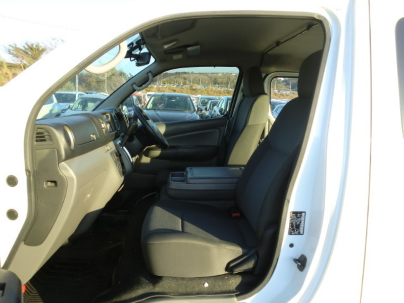 CARAVAN VAN