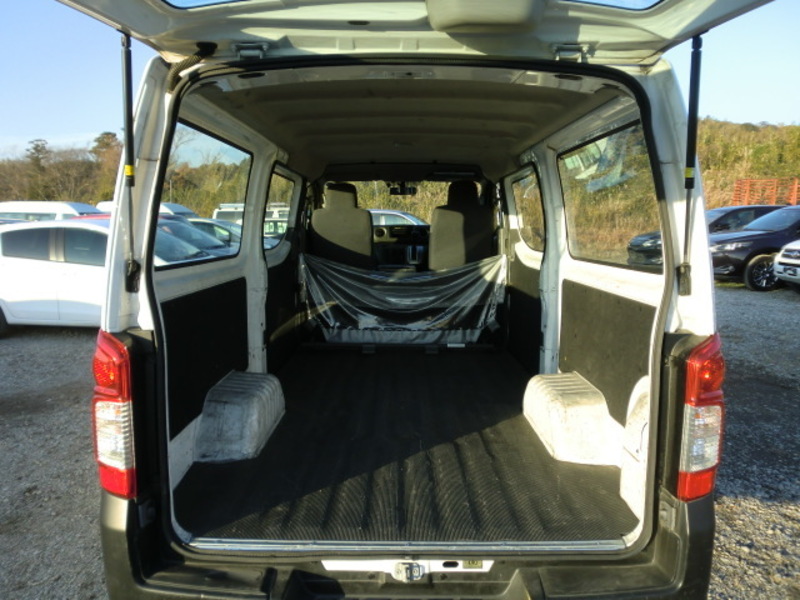 CARAVAN VAN