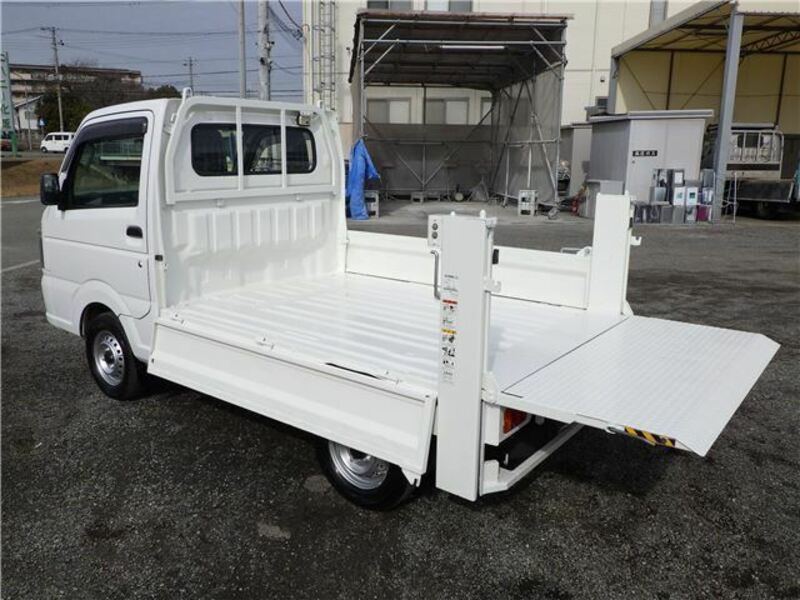 CARRY TRUCK