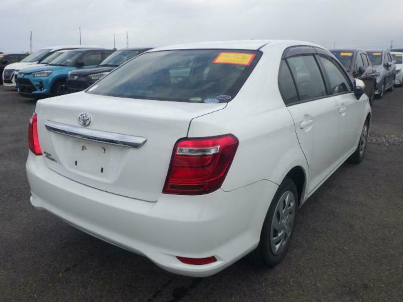 COROLLA AXIO
