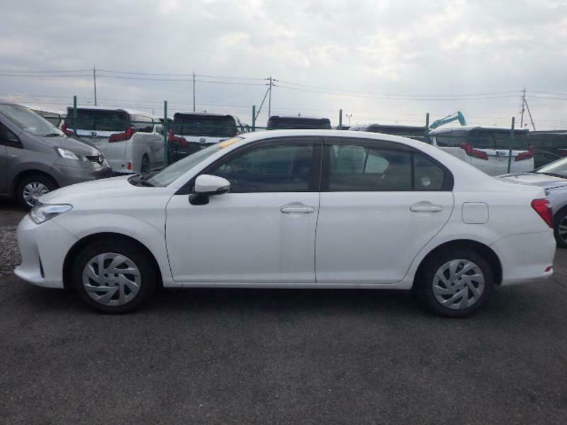 COROLLA AXIO