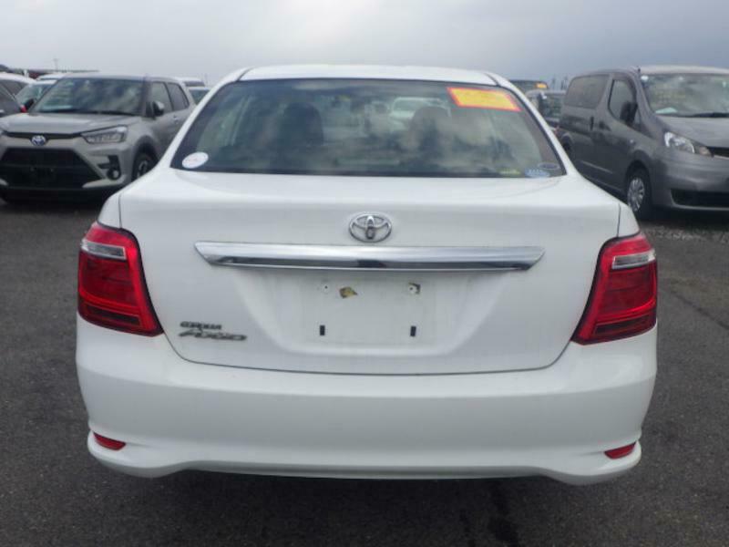 COROLLA AXIO