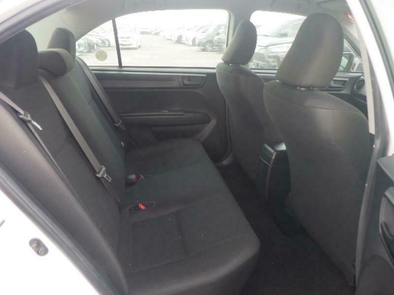 COROLLA AXIO