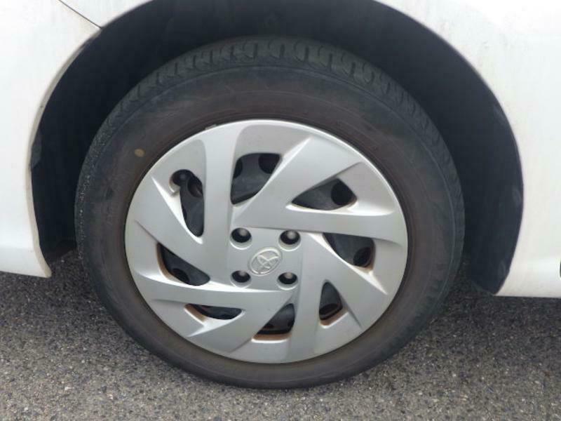 COROLLA AXIO