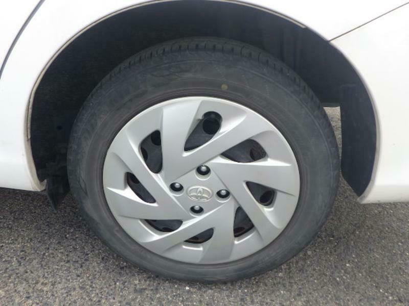 COROLLA AXIO