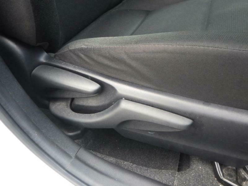 COROLLA AXIO