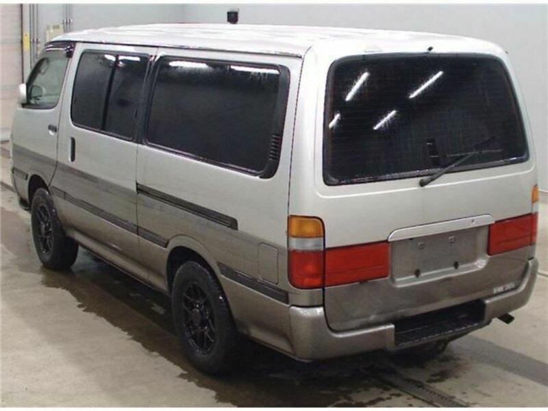 HIACE VAN