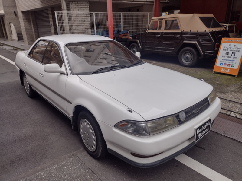 Toyota carina ed st182