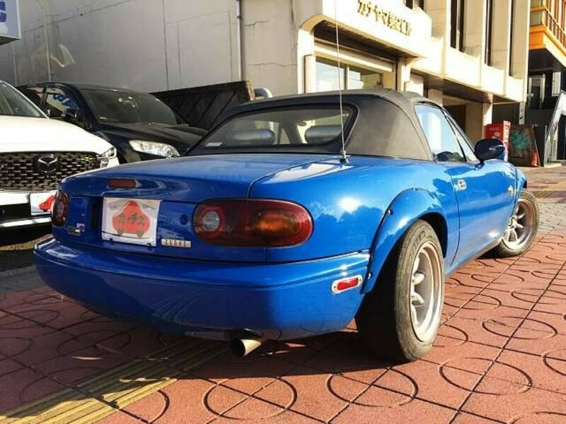 EUNOS ROADSTER