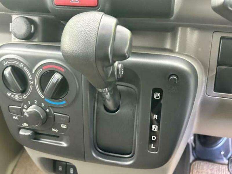 CLIPPER VAN