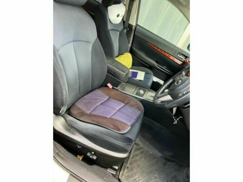 LEGACY OUTBACK-16