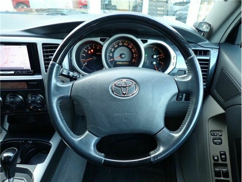 HILUX SURF