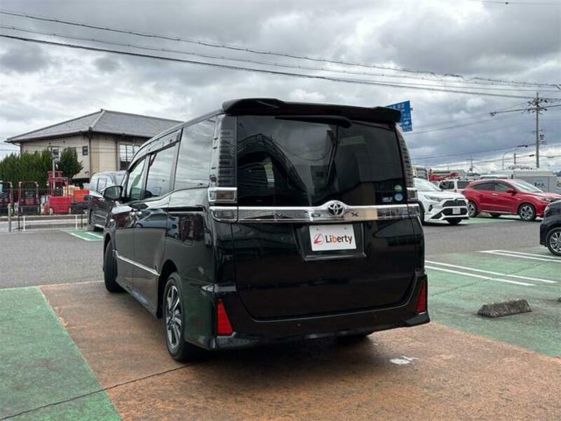 VOXY-18