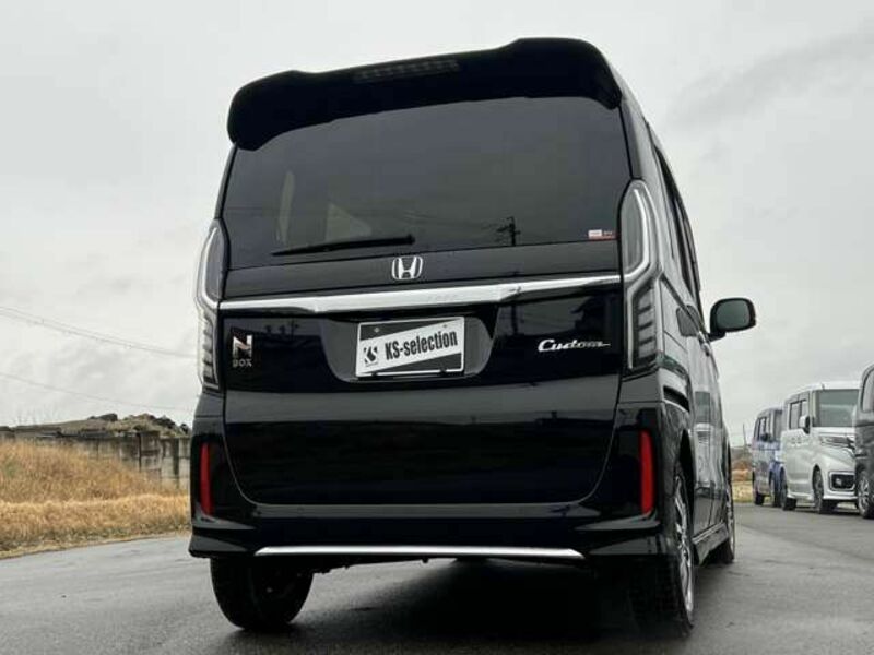 N BOX CUSTOM-2