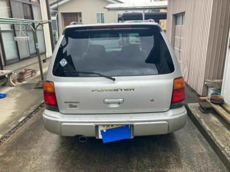 FORESTER-9