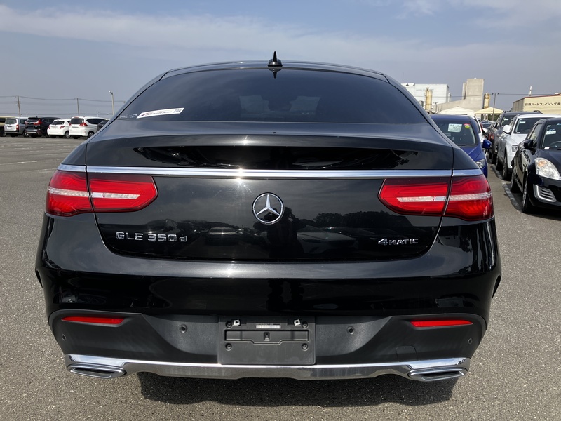 GLE CLASS