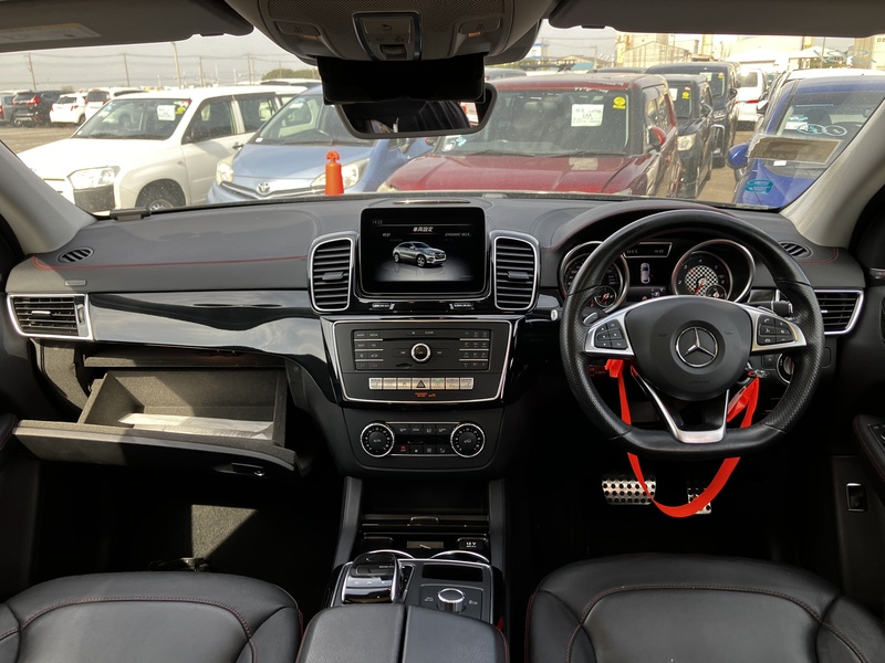 GLE CLASS