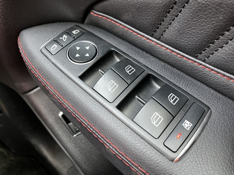 GLE CLASS