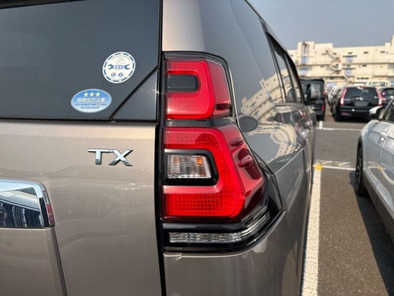 LAND CRUISER PRADO-33
