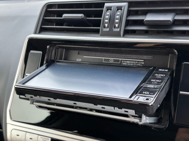 LAND CRUISER PRADO-23