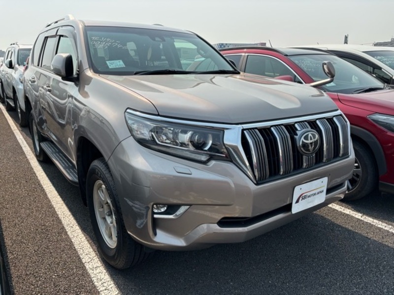 LAND CRUISER PRADO-1