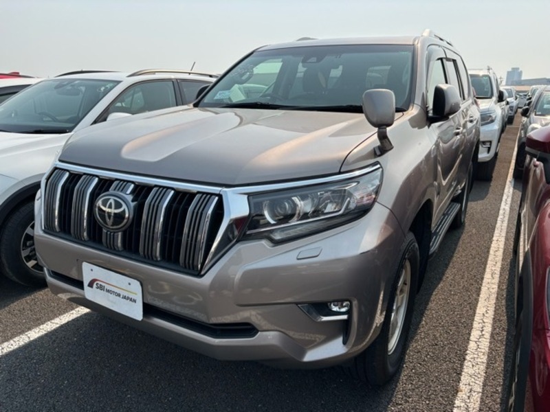 TOYOTA　LAND CRUISER PRADO