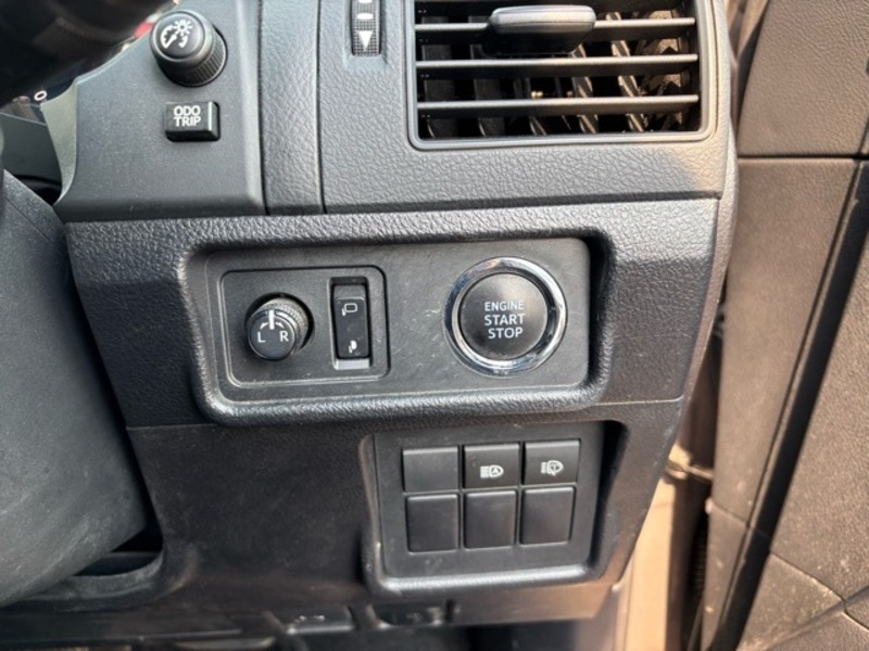 LAND CRUISER PRADO-28