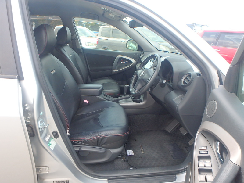 RAV4