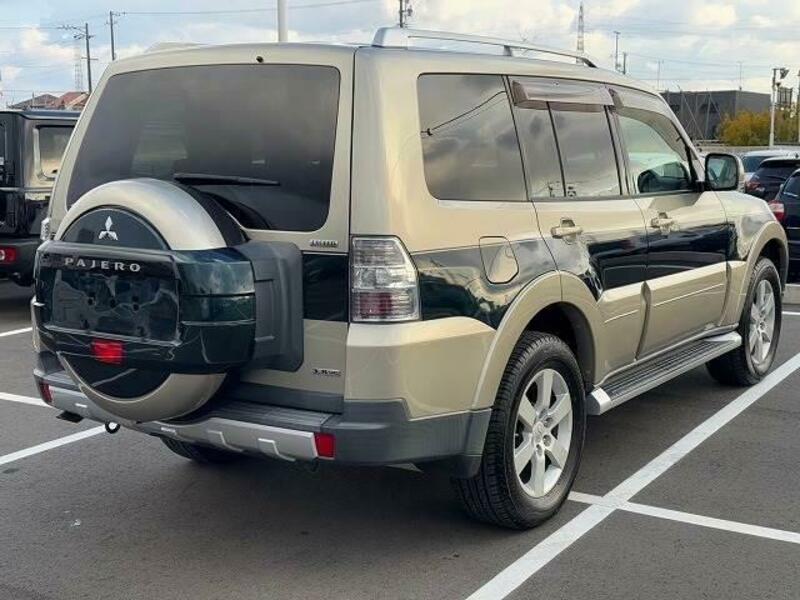 PAJERO