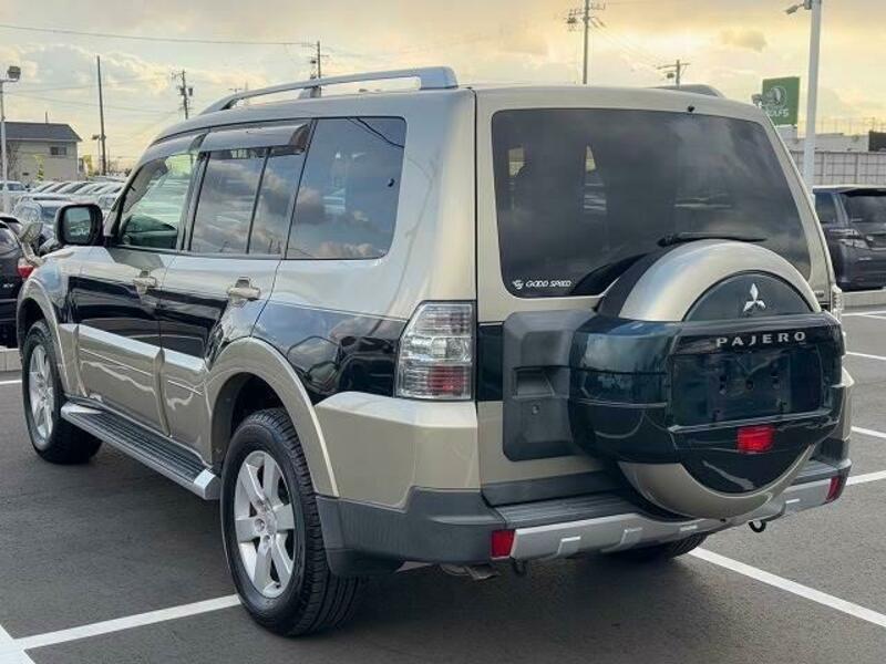 PAJERO