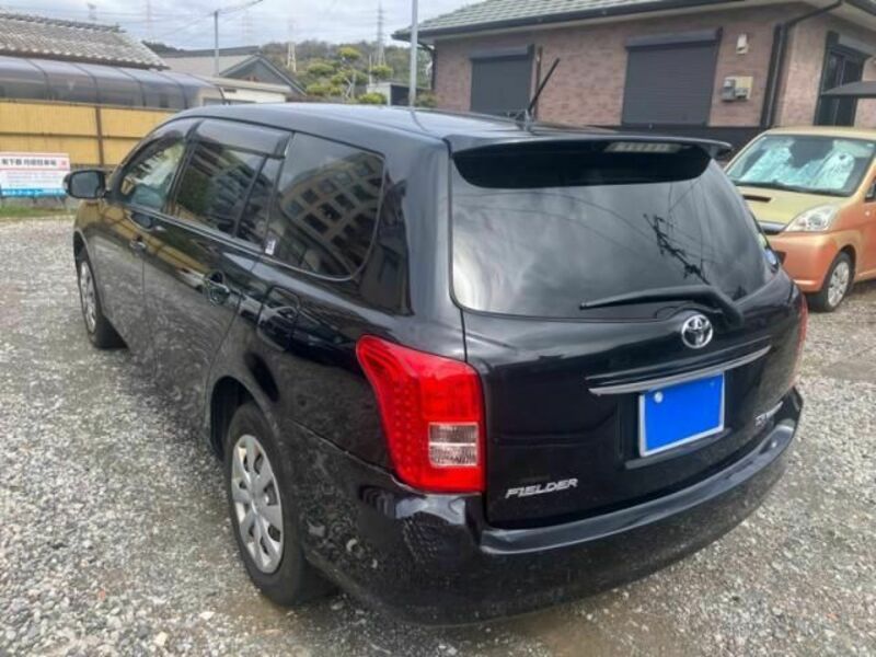 COROLLA FIELDER