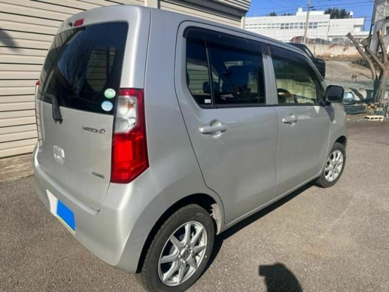WAGON R